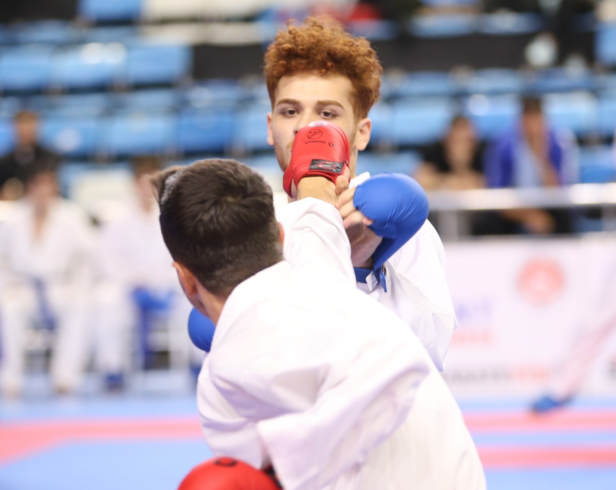 Türkiye Kulüplerarası Büyükler Takım Karate Şampiyonası, Sakarya'da sürüyor