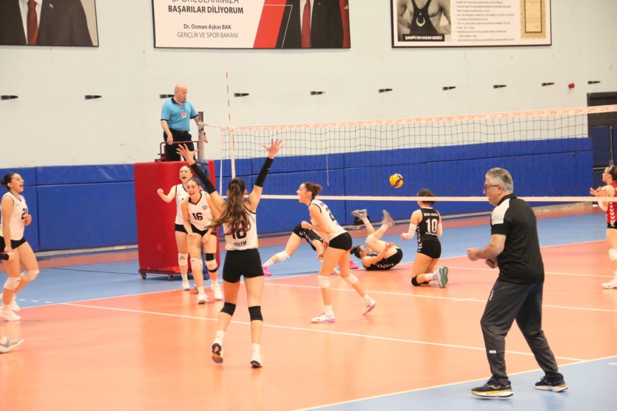 Serdivan’ın Sultanları Türkiye Finallerinde