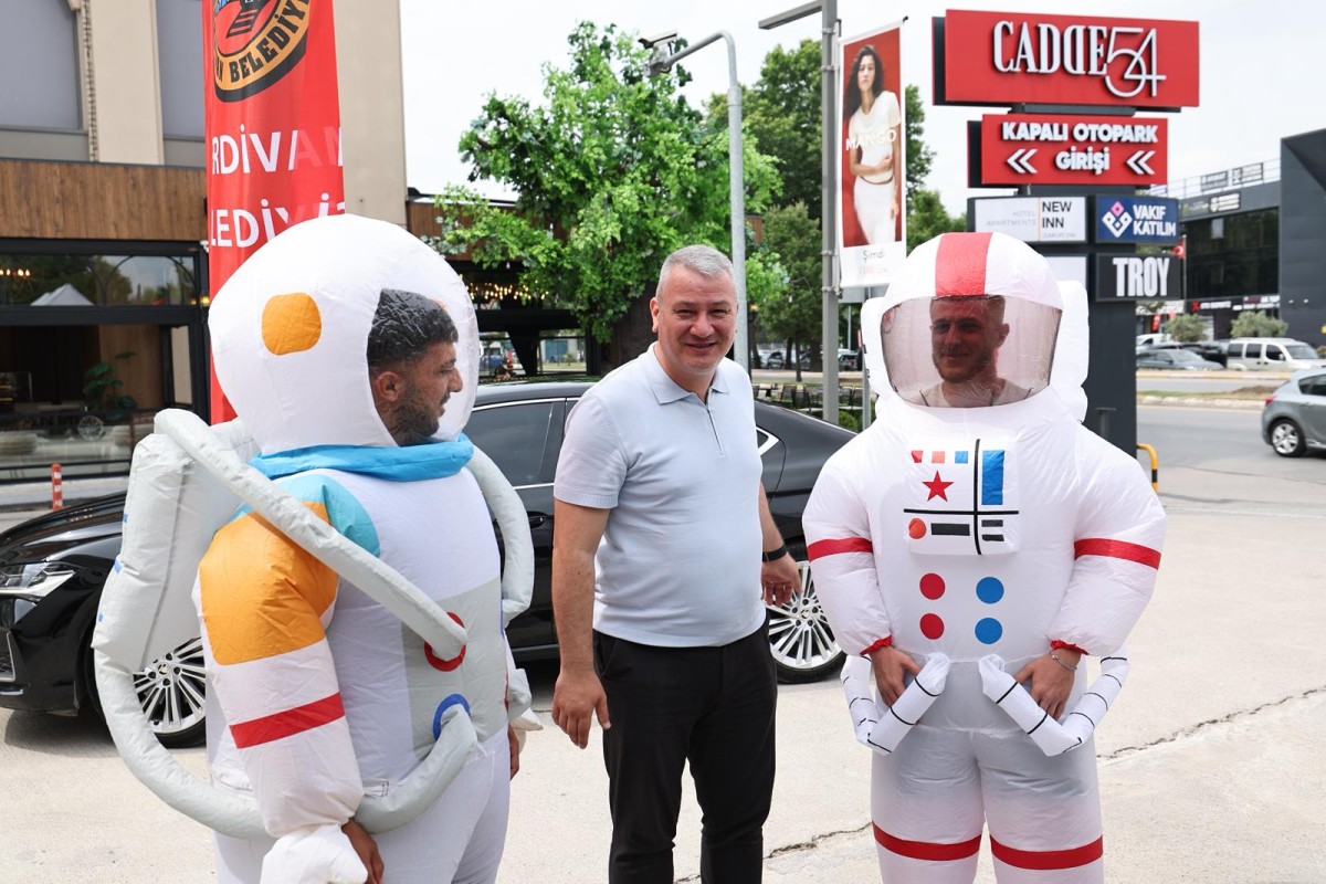 Serdivan’ın Minik Kâşifleri Planetaryumda