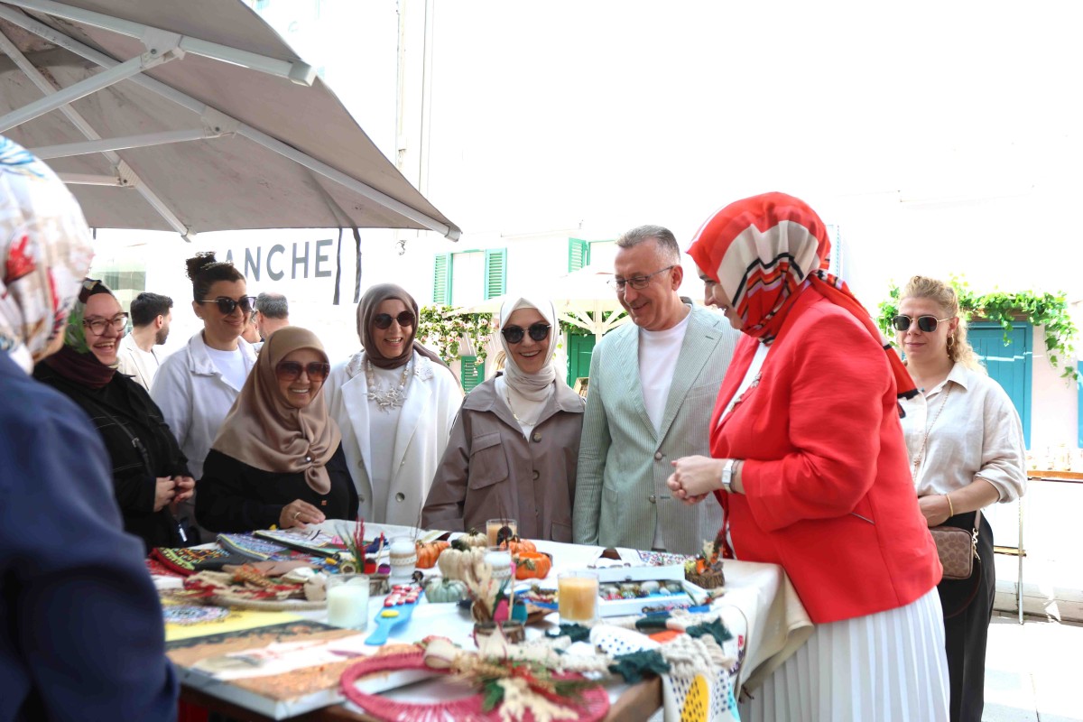 Menekşe Sanat Sokağı Faaliyete başladı