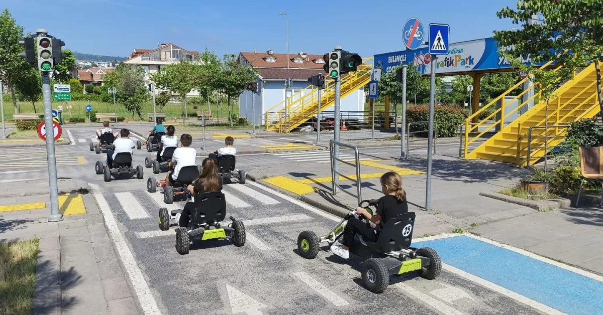 Serdivan Trafik Park’ta Trafik Bilinci Geleceğe Taşınıyor