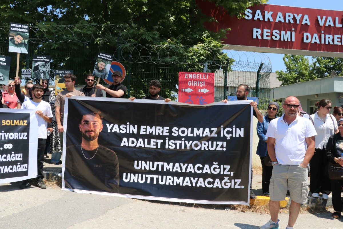 Yasin Emre Solmaz'ın öldüğü bıçaklı kavgaya ilişkin 2 sanığın yargılandığı davada mütalaa