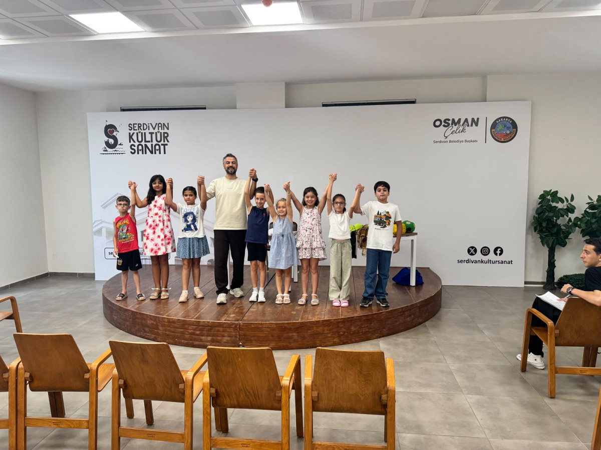 Serdivan’da Tiyatro Okulu Mülakatları Tamamlandı