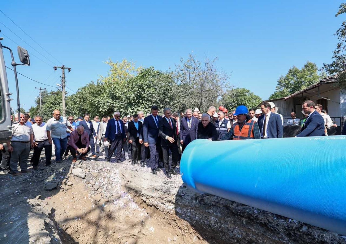 Akyazı'da yeni içme suyu hattının temeli atıldı