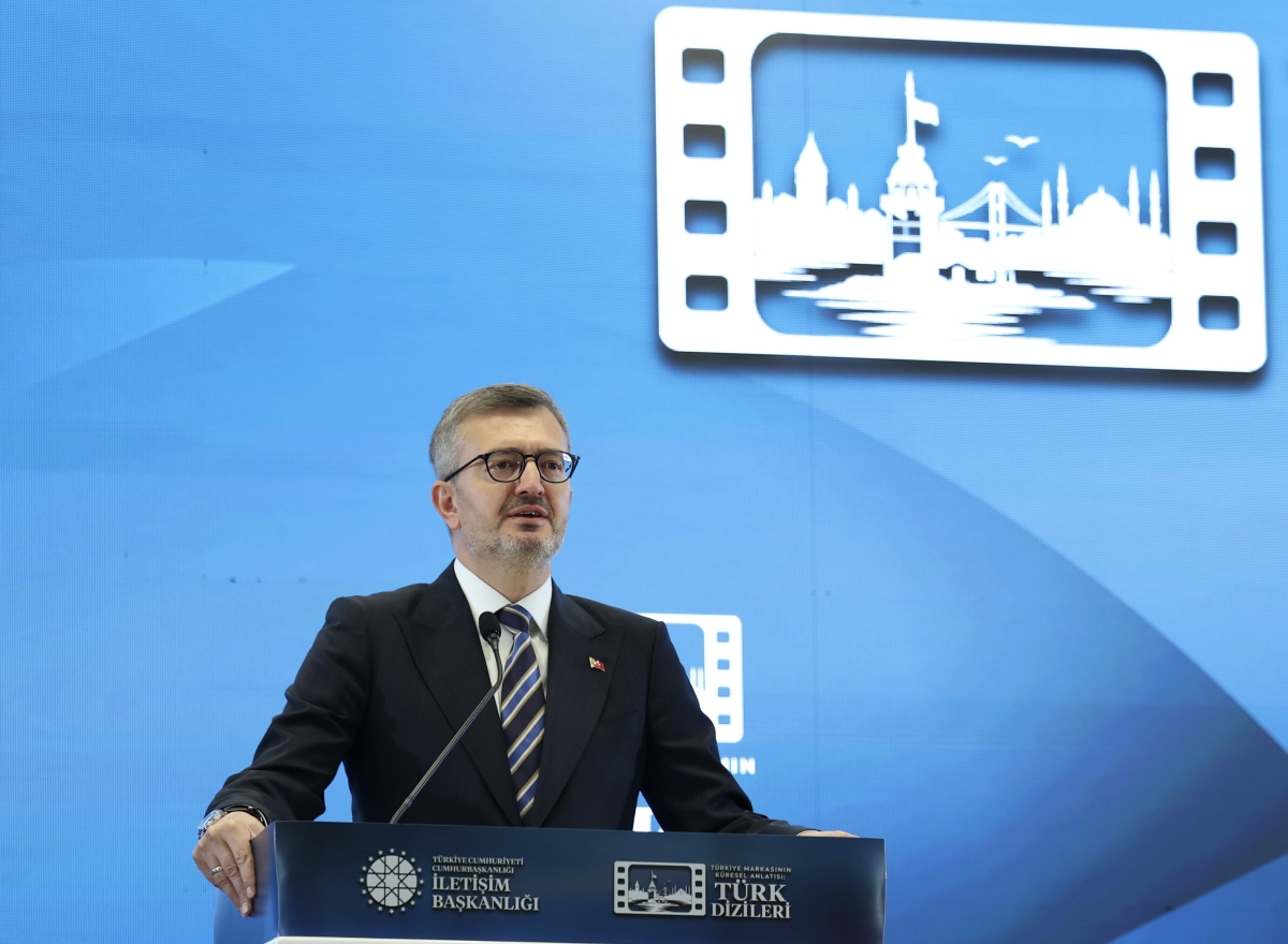 İletişim Başkanı Duran ''5 bin yabancının yüzde 81'i Türk dizilerinden etkilenerek Türkçe öğrendi''

