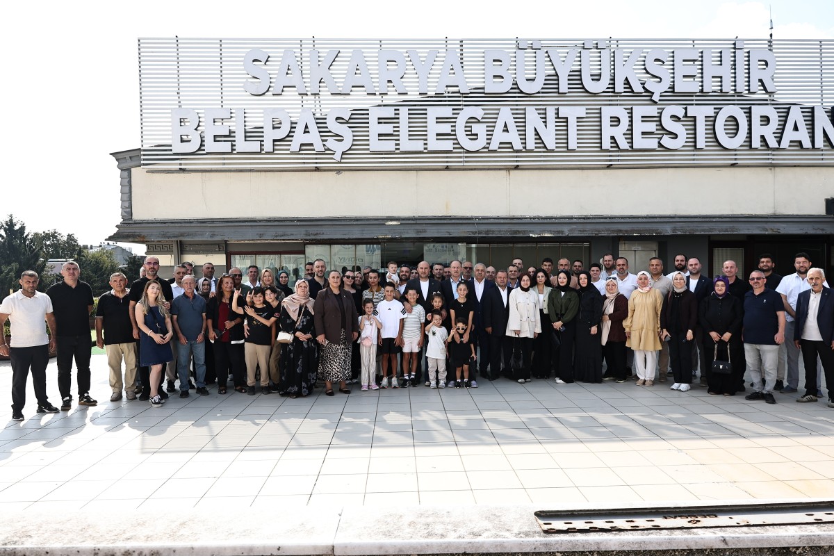 MHP ADAPAZARI KAHVALTIDA BULUŞTU.