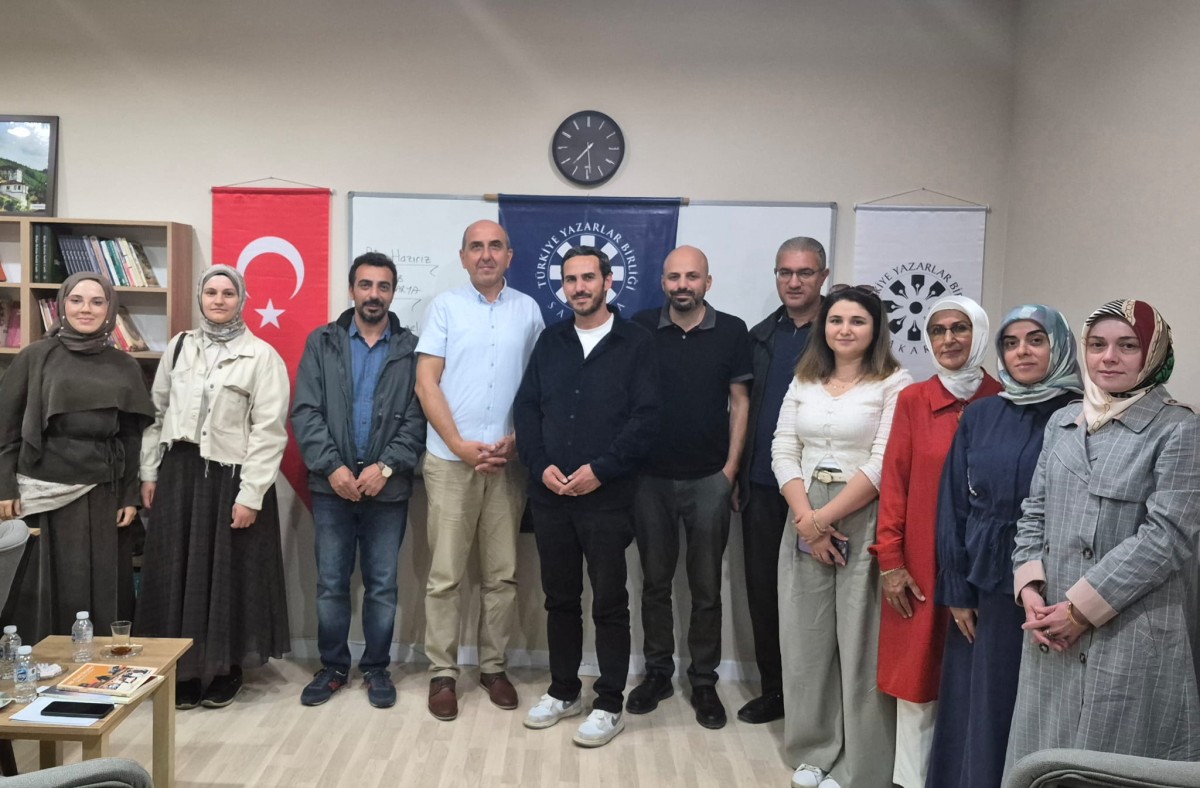 TYB Sakarya’da edebiyat ve sinema konuşuldu.