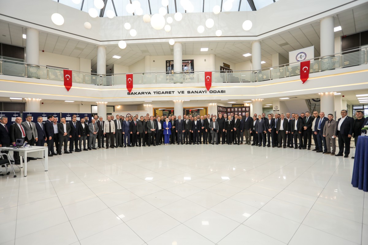 SATSO 2022-2026 Dönemi Meclis Üyeleri ve Disiplin Kurulu, Yılın Son Meclisinde Plaketle Onurlandırıldı