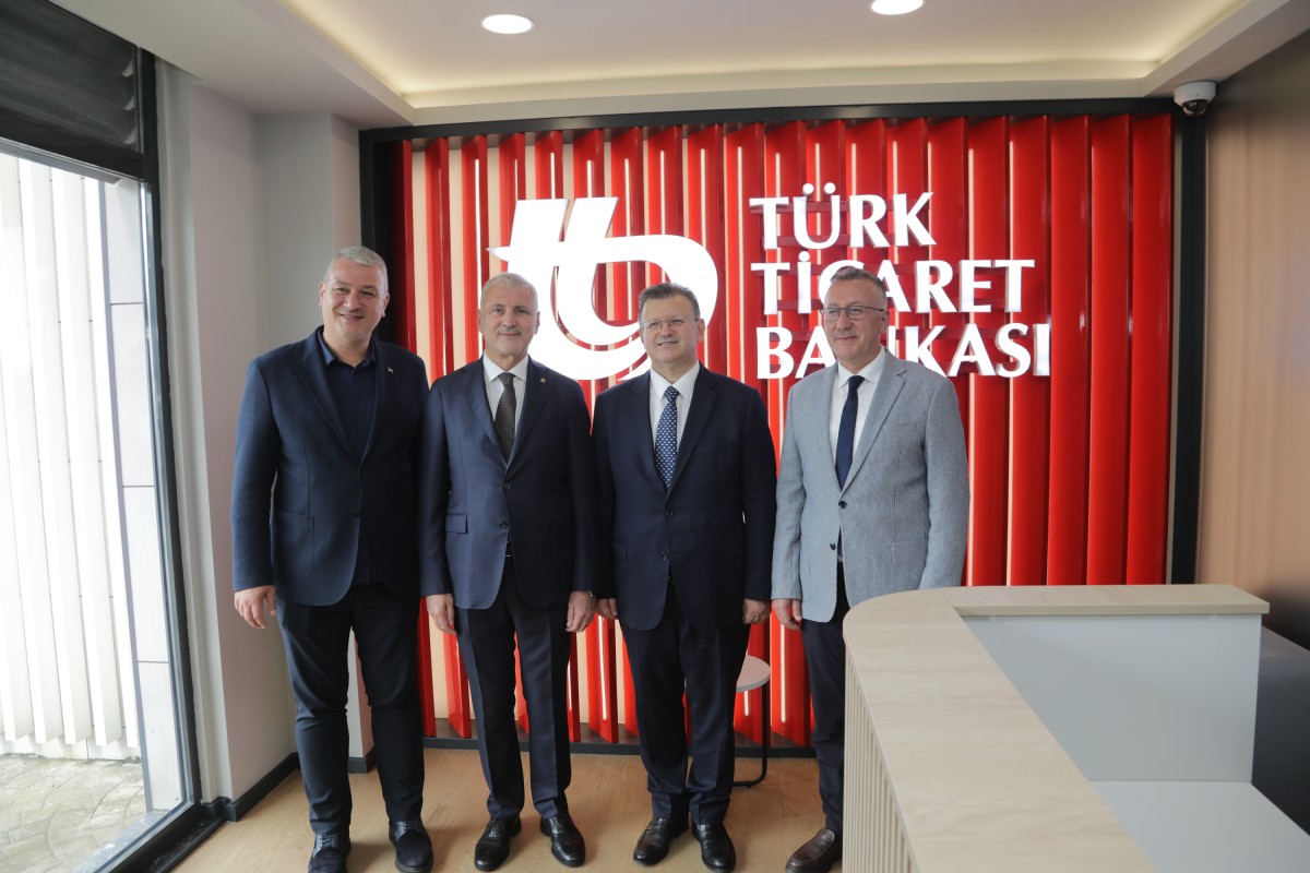 Türk Ticaret Bankası Adapazarı Şubesi hizmete girdi