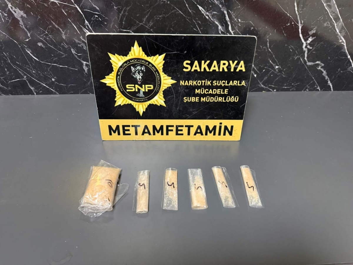 Kuzey Marmara Otoyolu'nda durdurulan araçta sentetik uyuşturucu ele geçirildi